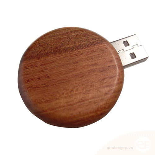 USB 13 được làm từ gỗ tự nhiên